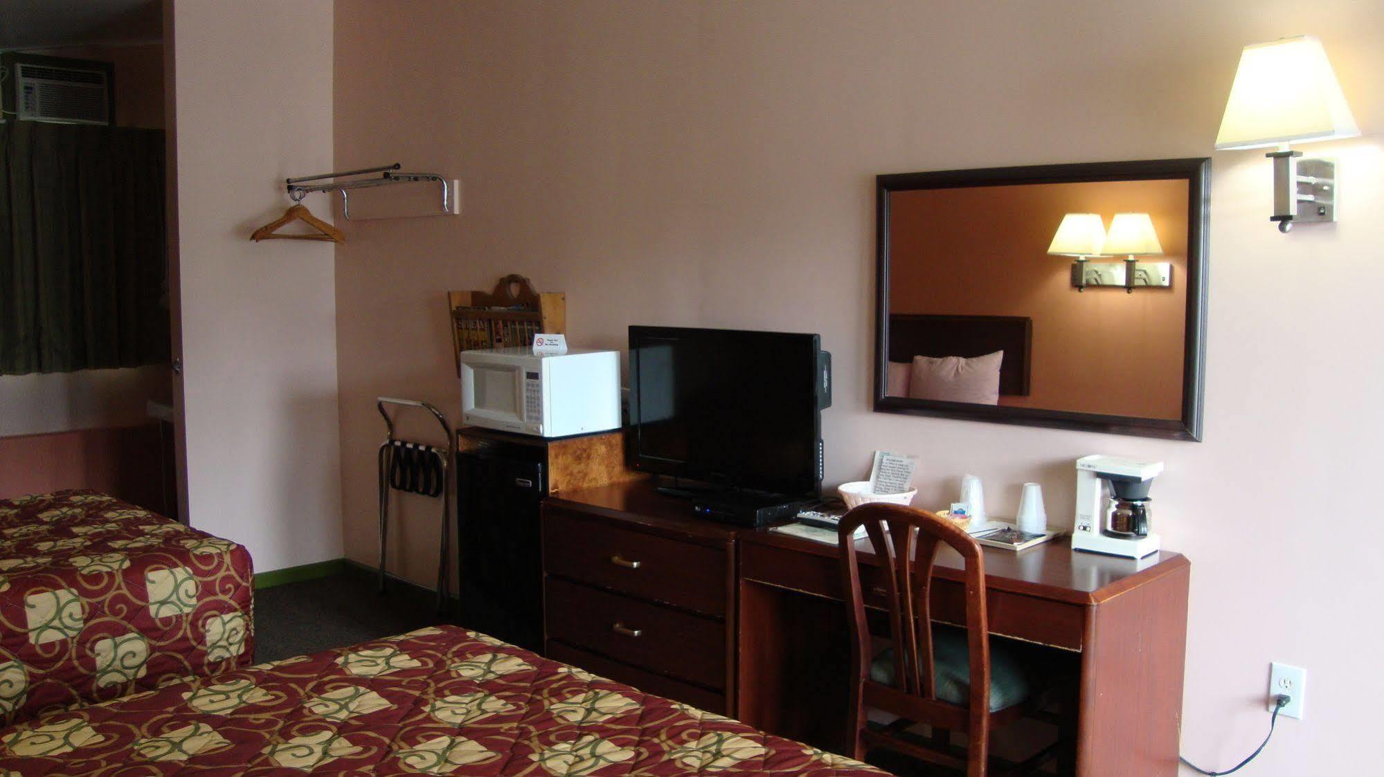 Pinconning Trail Inn Motel Luaran gambar