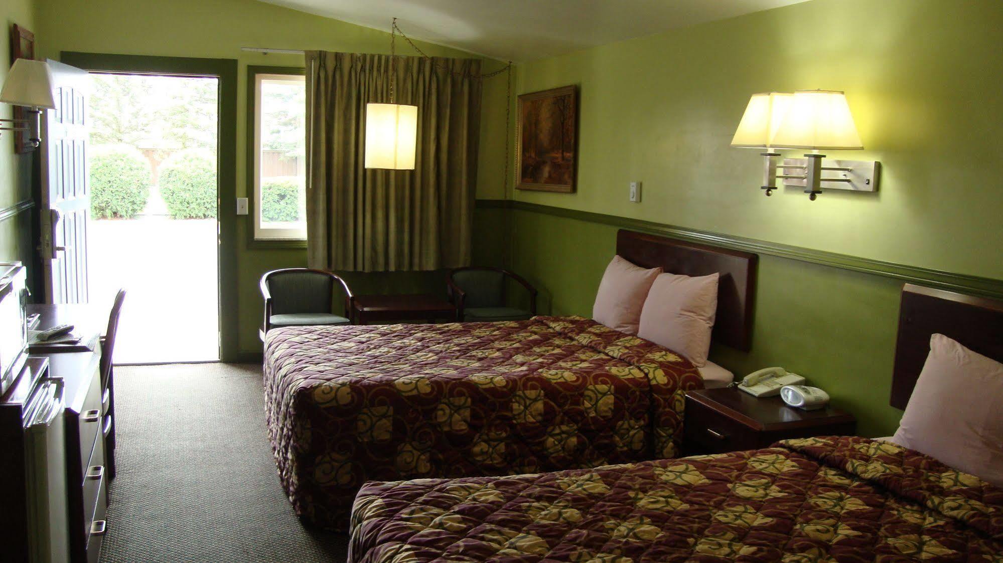 Pinconning Trail Inn Motel Luaran gambar