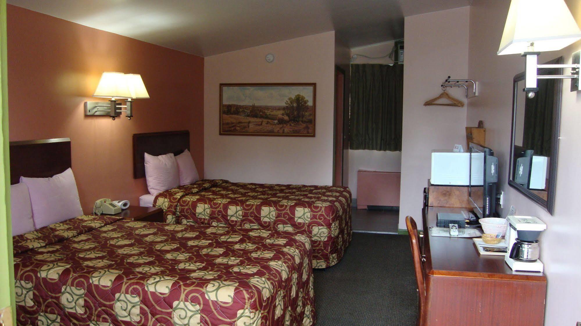 Pinconning Trail Inn Motel Luaran gambar