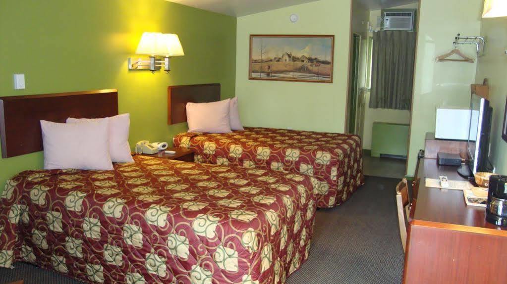 Pinconning Trail Inn Motel Luaran gambar