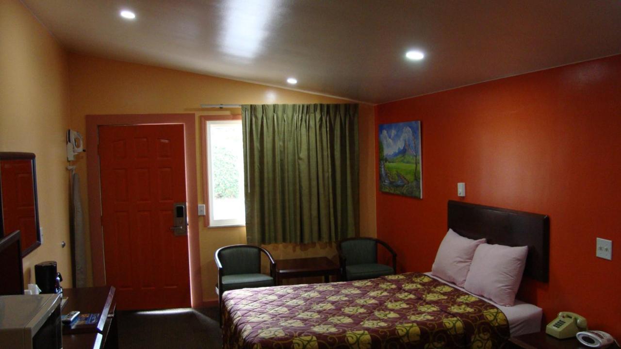 Pinconning Trail Inn Motel Luaran gambar